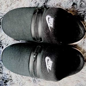 Nike slippers